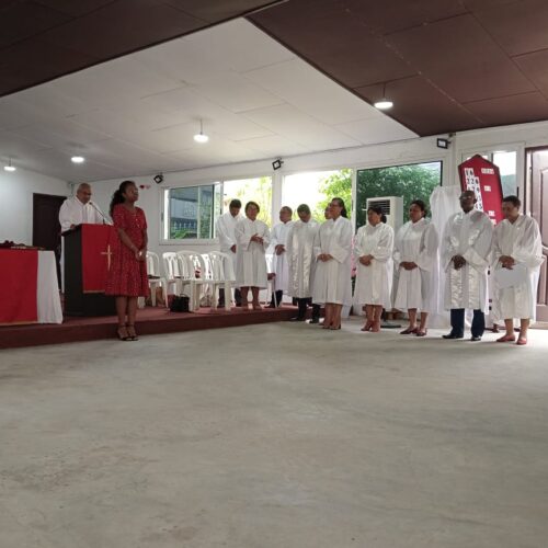 Fitondrana ambavaka ny mpiara-mivavaka FKMA voantso hiasa any an-tany hafa