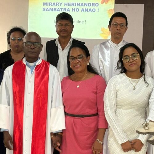 Batisa sy Fandraisana mpandray ny Fanasan&rsquo;ny Tompo vaovao